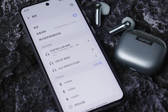 步者萝莉豆体验：出街吸睛利器！凯发K8国际半入耳降噪新标杆漫(图4)